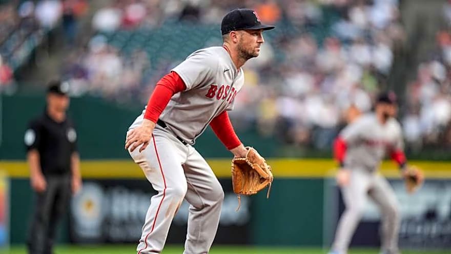 Red Sox Get Expected Cost Of Alex Bregman Extension From MLB Insider