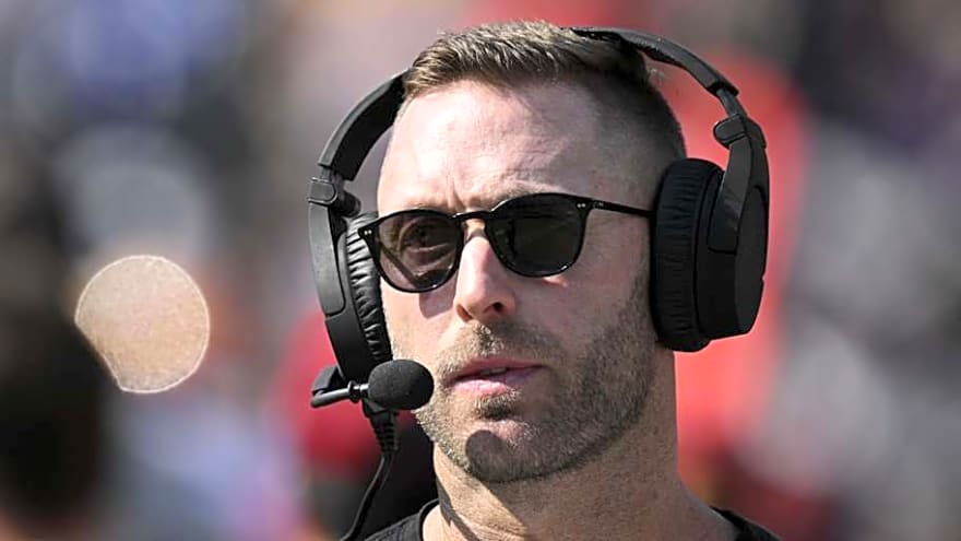 1 Free Agent Quarterback Would Be Perfect Pairing With New Rams Staff