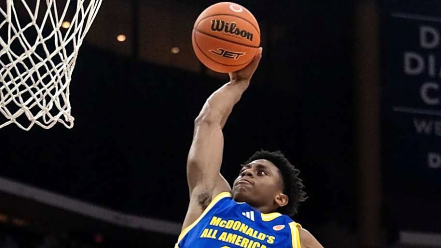 Five-Star Guard Nears Decisions, Includes Razorbacks in Top Four