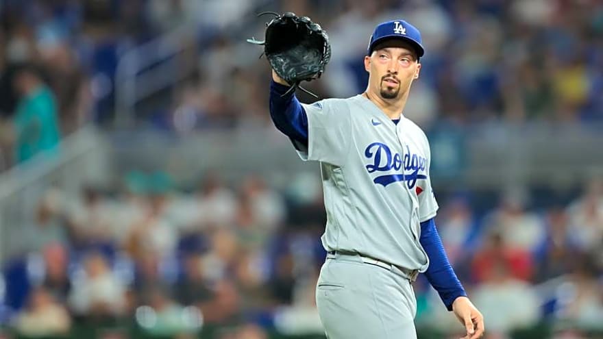 Dodgers Announce Starting Pitchers for Final Series of Season vs Giants