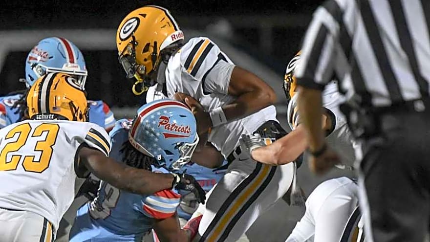 South Carolina Football Recruiting: Three-Star S Triston Lewis Signs With the Gamecocks