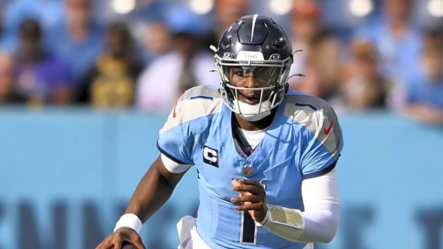 Titans OTA Quarterback Breakdown: Will 3 Quarterbacks Make It?