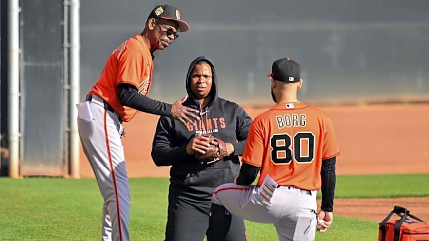 Tony Vitello’s Low-Key Approach Recruited Ron Washington to Giants Staff