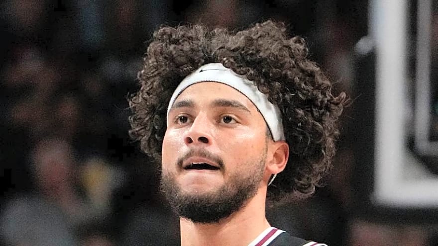 Raptors Rookie Allen Graves Must Go Through Growing Pains