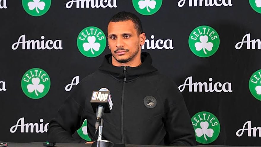 Picks 'n Pops: Joe Mazzulla's zingers, more film study, and a possessed player