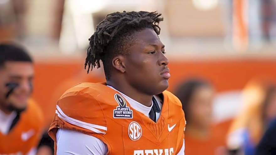 Anthony Hill Jr. Status Still Unclear for Texas Longhorns vs. Texas A&M