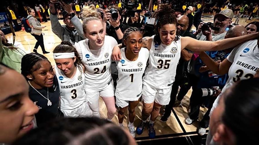 Vanderbilt WBB Assistant Wins National Award: The Anchor