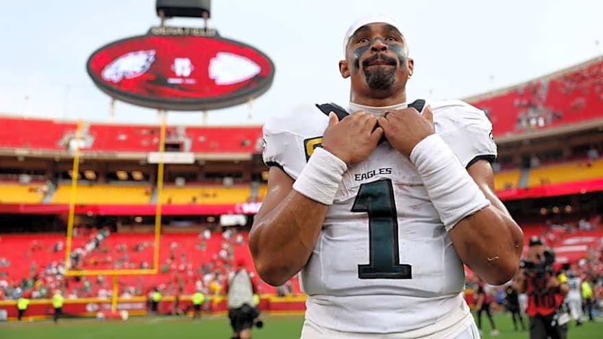 Jalen Hurts&#39; struggles in Eagles&#39; bland offense are undeniable after 2 weeks