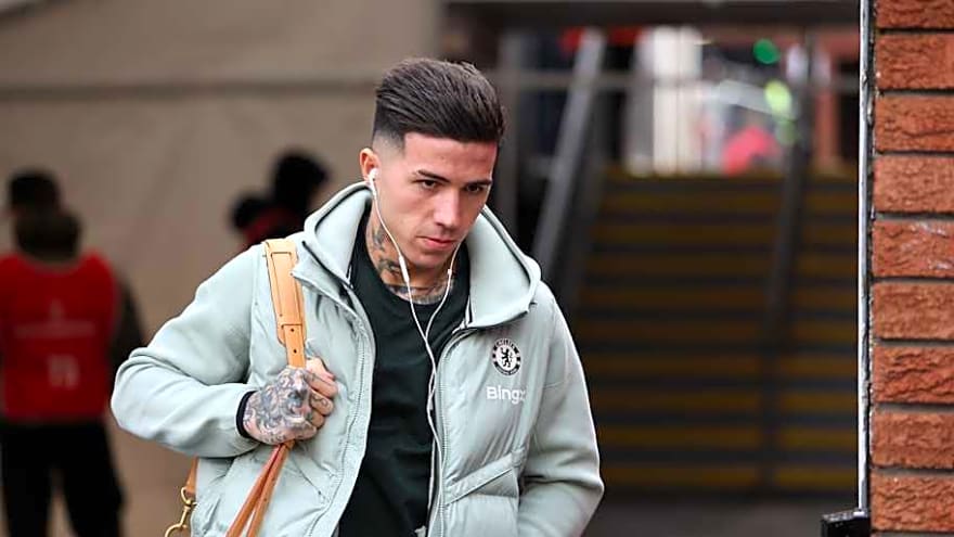 Chelsea handed double suspension warning vs Napoli as key decisions await Rosenior