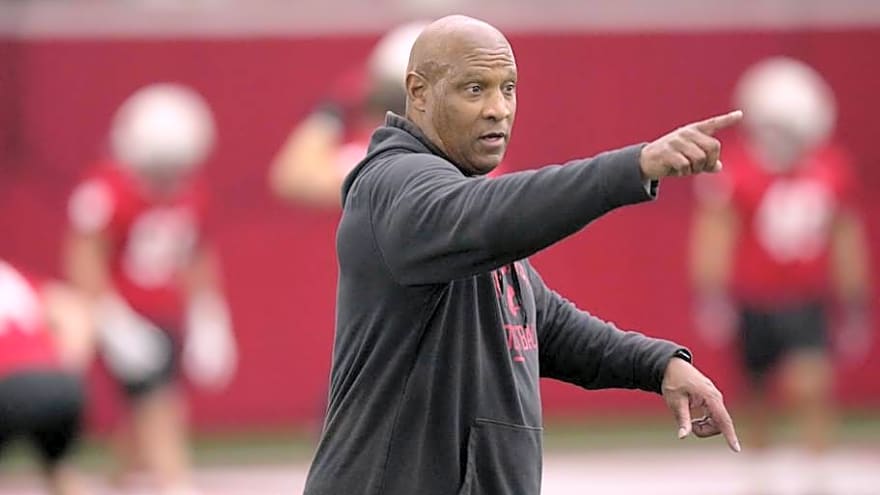 Badgers Secondary Coach Paul Haynes Heaps Praise on Young CB: 'One of the best I've been around'