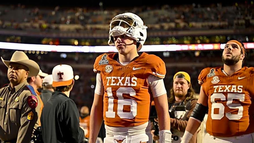 Former QB Defends Arch Manning After Recent Criticism
