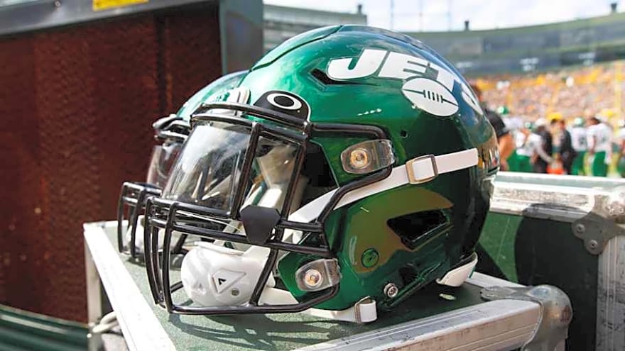 Jets Reportedly Open to QB Reunion in 2026