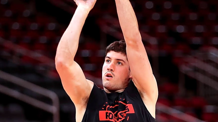 How the Rockets can Help Make Life Easier for Reed Sheppard Offensively