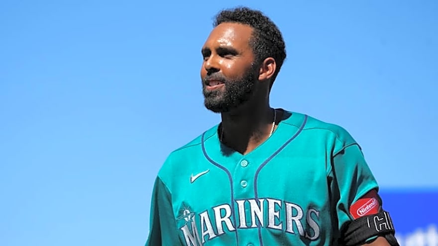 Brennen Davis Gives Mariners Another Reason To Rethink Their Bench Timeline