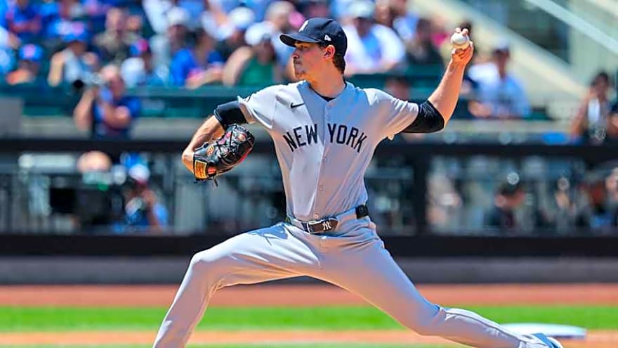Yankees Snap Losing Streak Against Mets