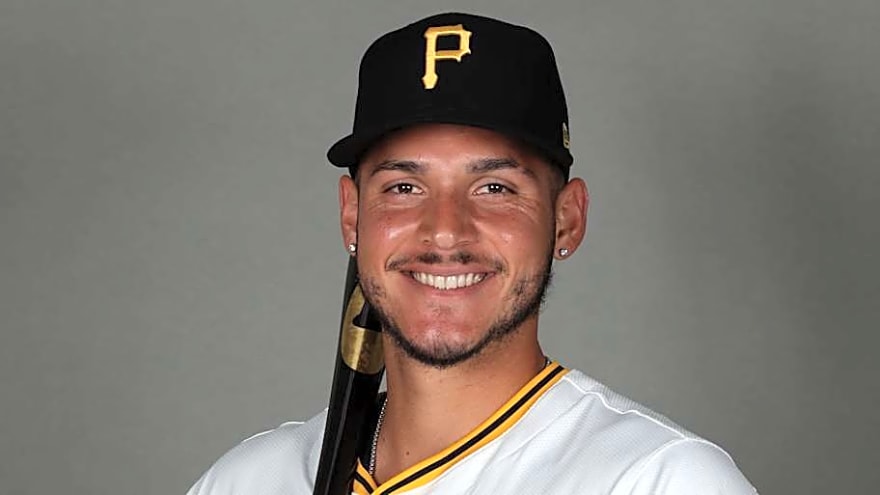 A&#39;s Add Former Pittsburgh Pirates Backstop on Minor League Deal