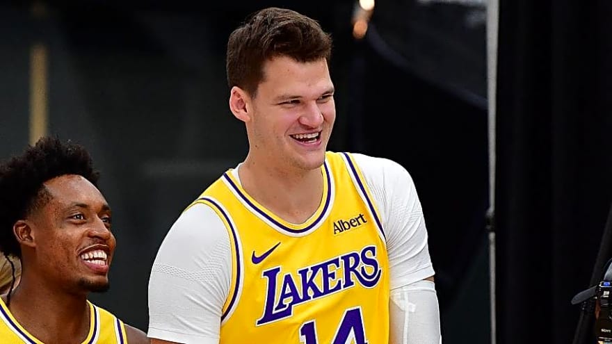 Walker Kessler Will Make Highly Anticipated Lakers Debut Against Warriors
