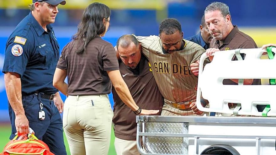 Padres Lose 2 Key Players to Injured List in Brutal Blow Before Final Month of Season