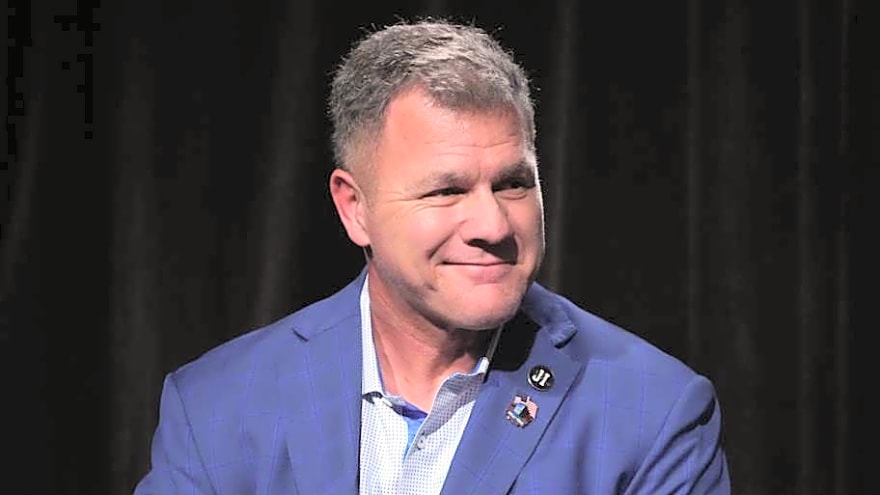 Watch: Patriots Legend Gets Emotional Learning He Made Hall of Fame