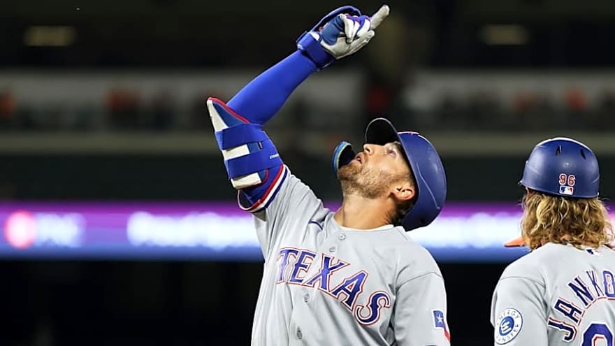 Rangers Monday Fastball: What We Learned, What It Means Two Weeks Into Season