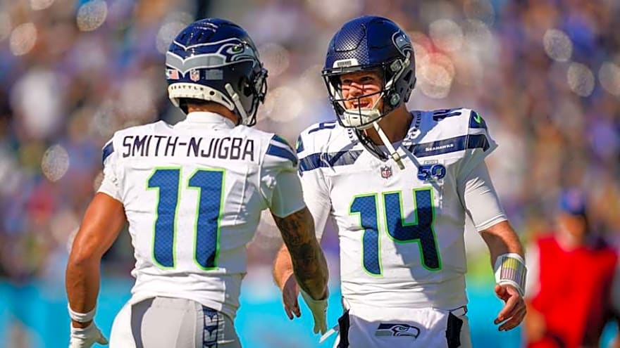 Week 12 PFF grades reveal who&#39;s really carrying the Seattle Seahawks