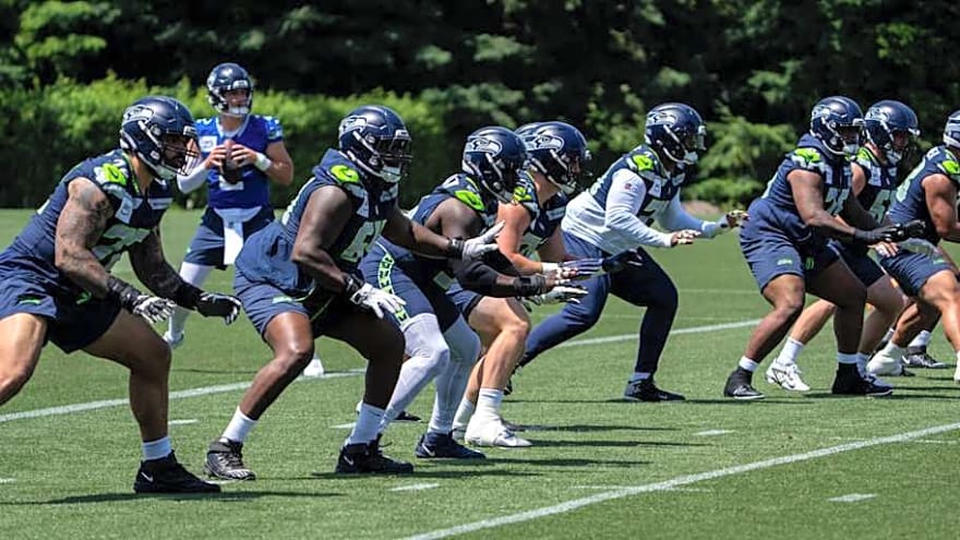 Insider says Seahawks interested in upgrading one specific unit by NFL trade deadline