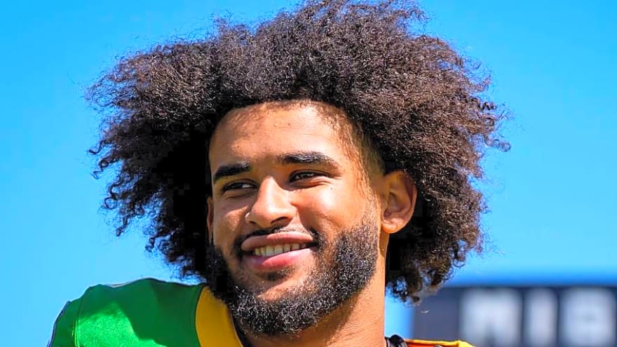 Oregon's Dante Moore Could Join Joey Harrington With This Honor