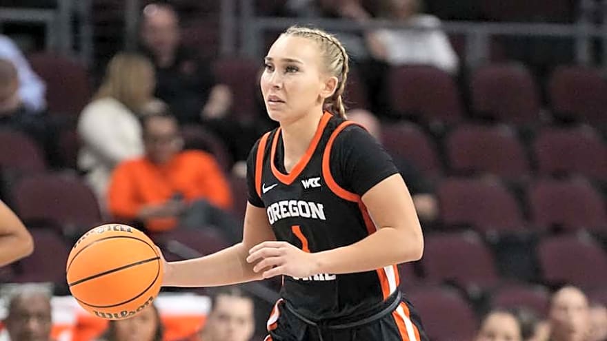 Oregon State WBB Shuts Down San Diego Behind Career Night From Shuler
