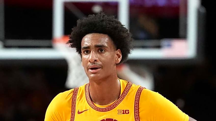 NBA All-Stars Steal the Spotlight in the Crowd at Illinois' Win Over USC