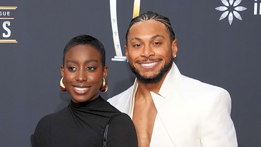 Buccaneers Star's Fiancée Aids Pedestrian Struck by Car in Los Angeles