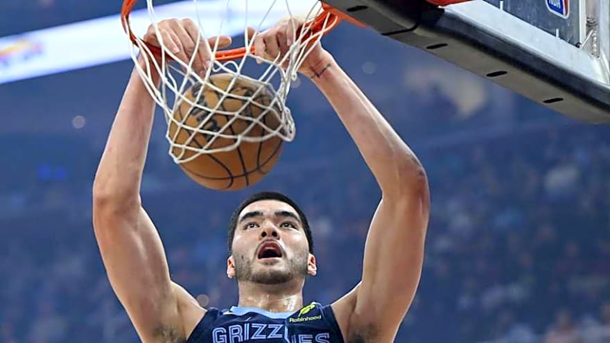 Zach Edey’s return brings stability to a struggling Grizzlies team