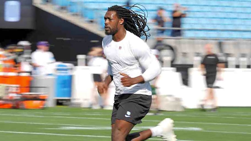 First Look at Jadeveon Clowney in Cowboys jersey reveals one massive standout