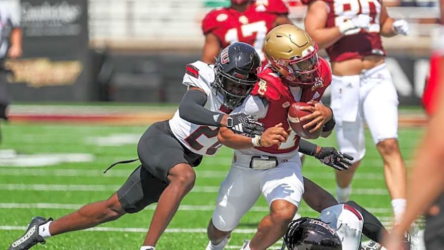 Cincinnati Bearcats Football Keeps Secondary Commitment Train Rolling With Cornerback Transfer Jacob Finley