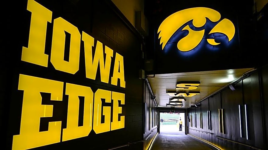 Iowa Football Pulls Back the Curtain With a Sneak Peek of Pregame Vocal Leadership