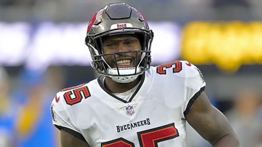 Buccaneers Super Bowl Champion Drawing Interest From Giants