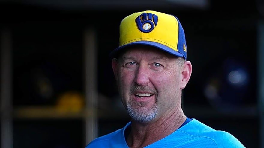 Former Astros Outfielder Returns to World Series 21 Years After Historic Moment