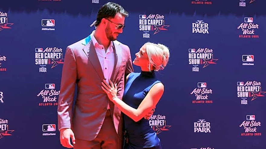 Pirates&#39; Paul Skenes, Livvy Dunne See Statue of Liberty