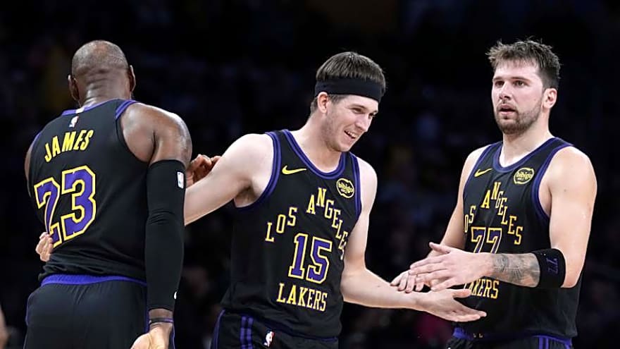 Lakers&#39; LeBron James Shuts Down Fit Concerns With Luka Doncic and Austin Reaves
