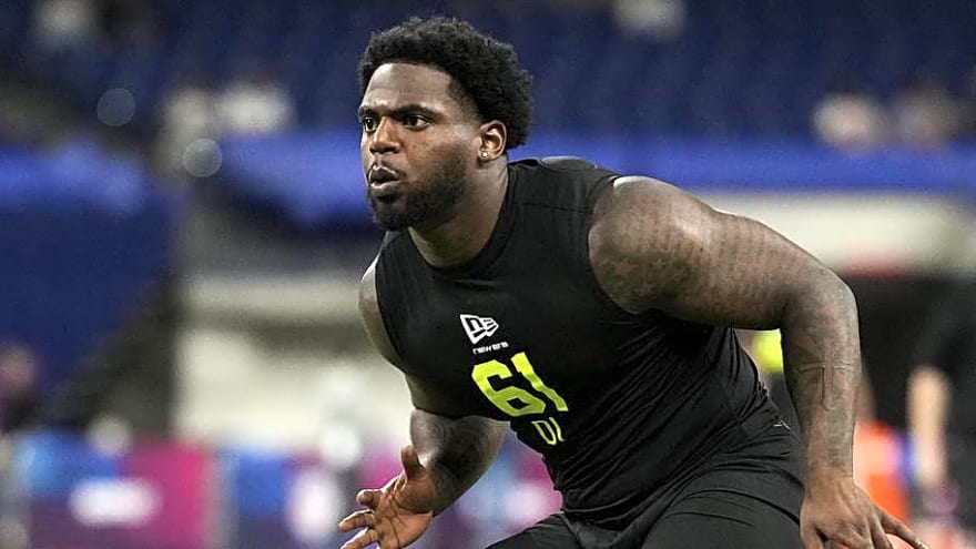 One Dark Horse who Should Make Chargers Roster After OTAs