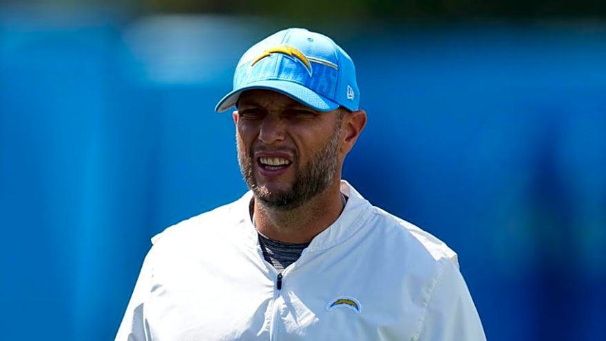 Chargers vs Titans halftime notes: The Bolts fell into the trap