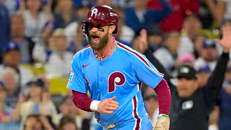 Yankees Should Gamble on Aging Slugger Over Bryce Harper