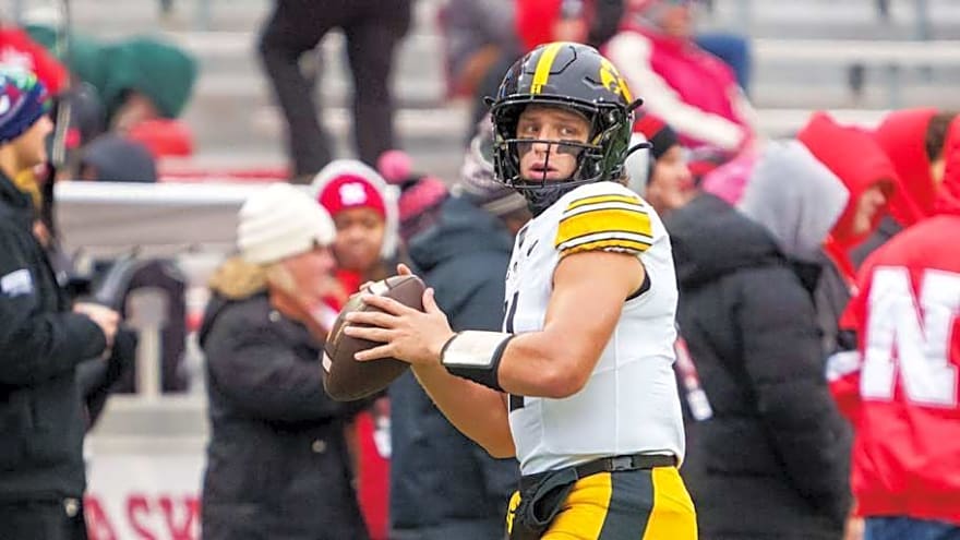Iowa&#39;s Mark Gronowski Sets Numerous Records vs. Nebraska