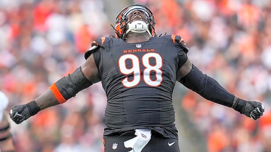 Bills Should Target Veteran Trade Candidate to Help Jim Leonhard's Defense