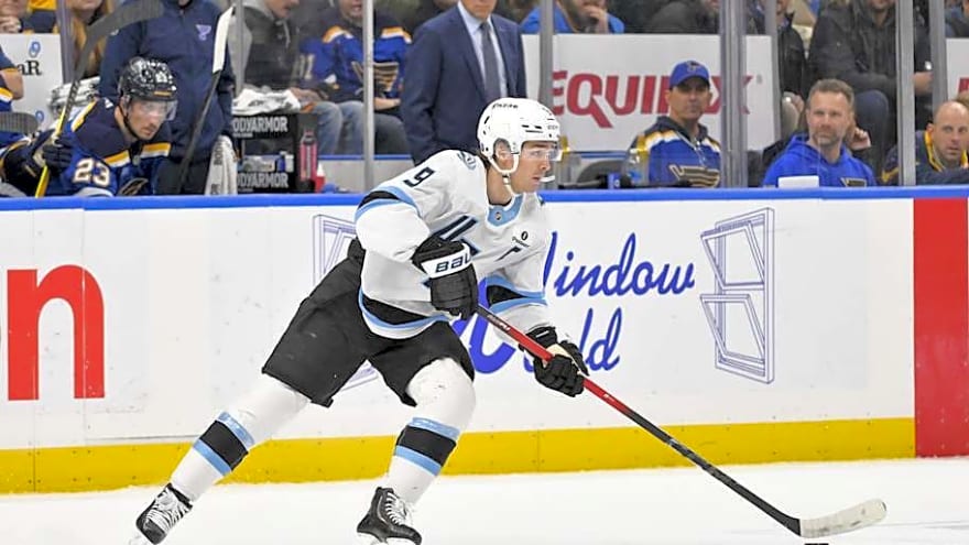 Mammoth&#39;s Clayton Keller Thanks Blues for Homecoming Tribute