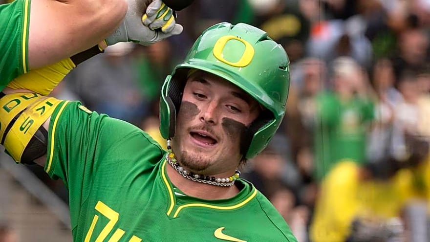 Top 25 Baseball Rankings Give Oregon A Timely Boost As USC Tumbles