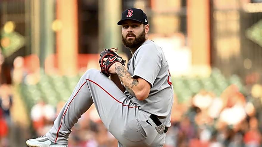 Red Sox's AL East Rival Presumed To Have Interest In Lucas Giolito