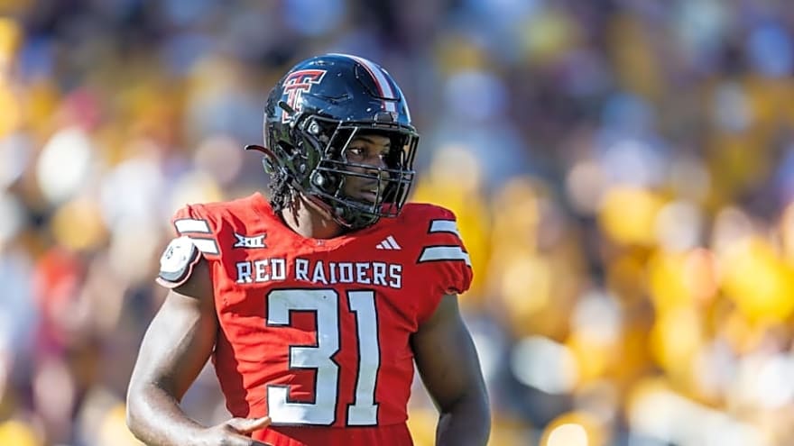 NFL Draft Expert Predicts Jets Land Star Edge Rusher, Talented WR in Round 1