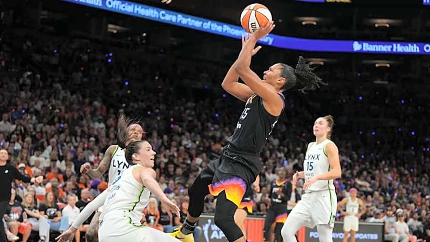 Examining Phoenix's Extensive Playoff History With Minnesota