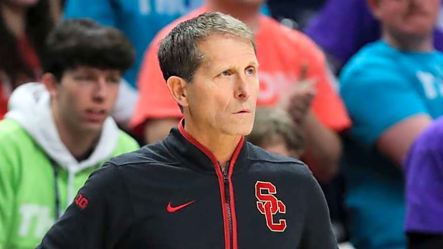 USC's Updated NCAA Tournament Odds Take Hit After Loss to Illinois