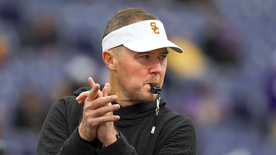 USC Trojans Sneak Into New Power Rankings Before Ultimate Test